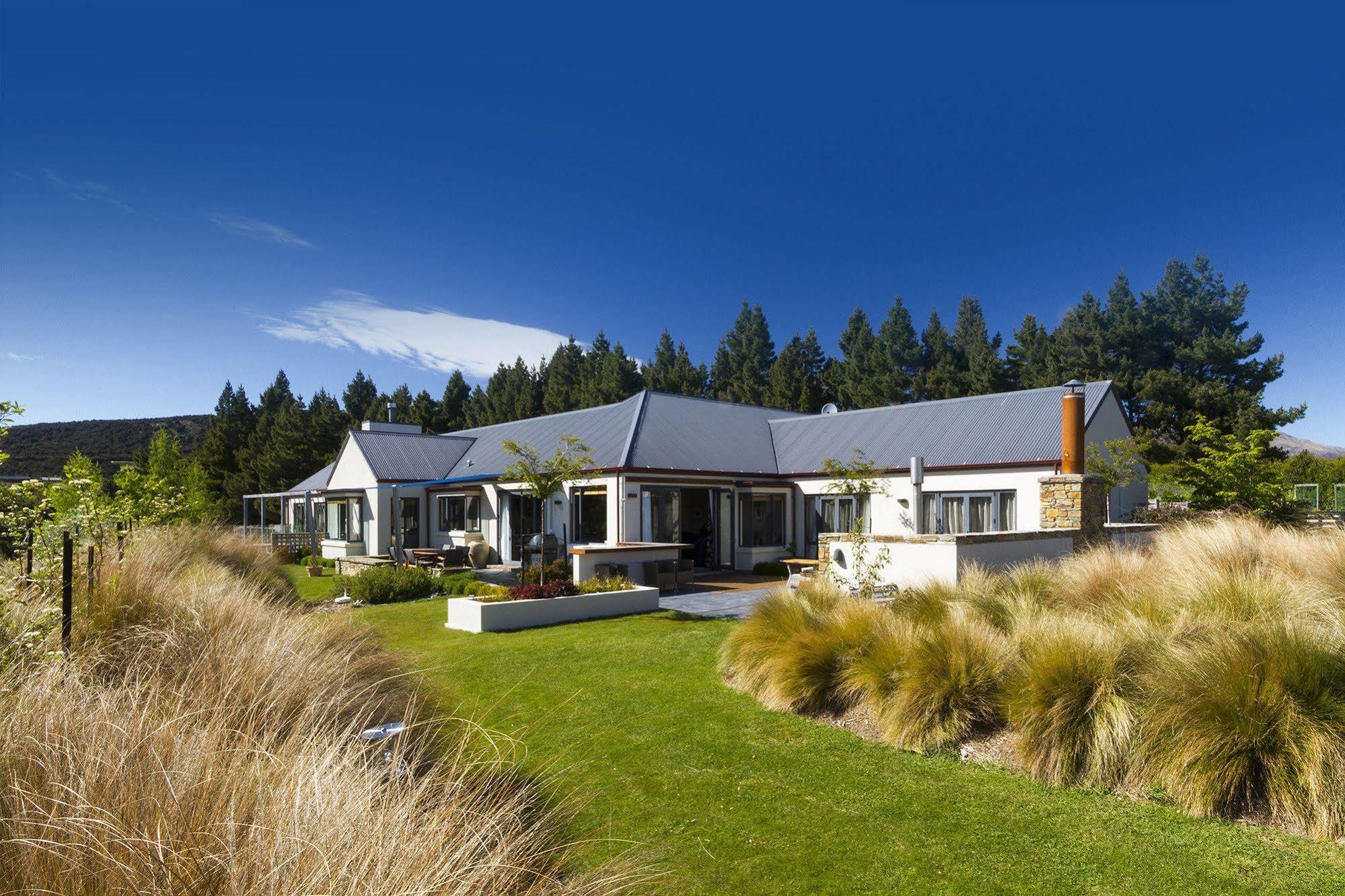 Alpine Peaks Apartment Wanaka Eksteriør billede