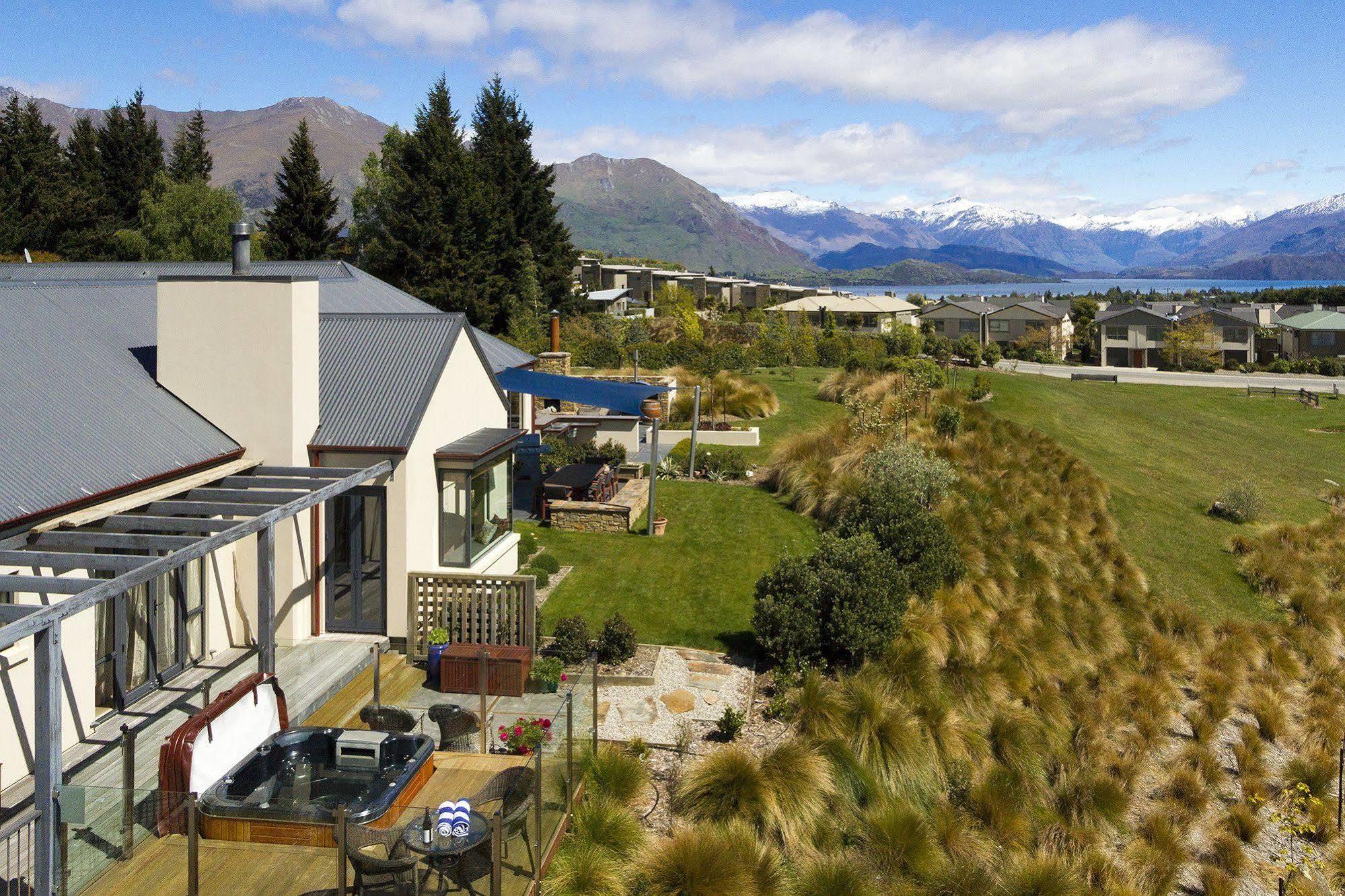Alpine Peaks Apartment Wanaka Eksteriør billede